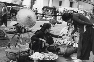 Street vendors in Hanoi (Photo: VNA)