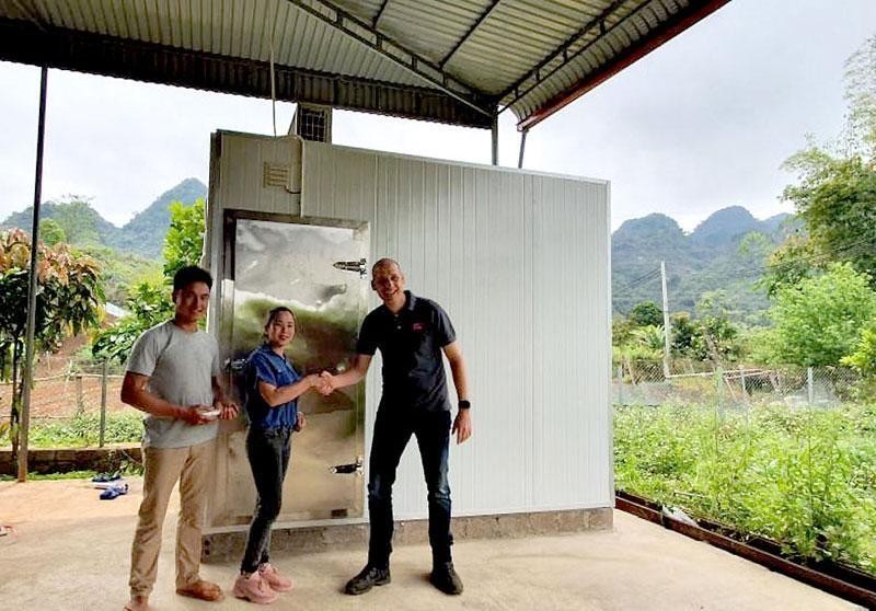 The walk-in cooler at Dong Sang Organic Agriculture Cooperative (Dong Sang Commune, Moc Chau District) was the first walk-in cooler installed by the project.