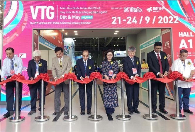 The opening ceremony of the Vietnam International Textile & Garment Industry Exhibition. (Photo: VNA)