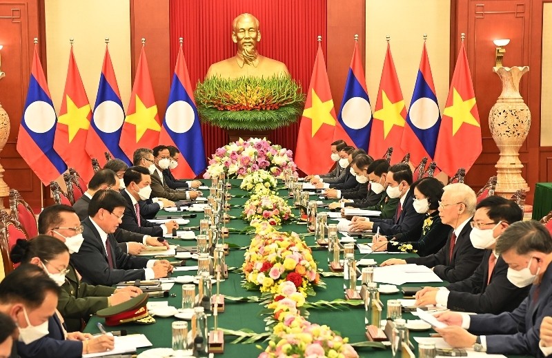The talks between General Secretary Nguyen Phu Trong and Lao General Secretary cum President Thongloun Sisoulith (Photo: Dang Khoa)