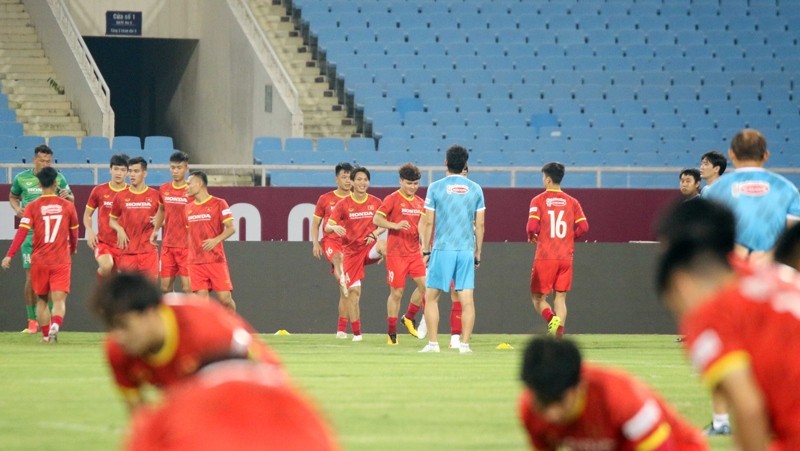 Vietnamese players during a training session in Hanoi ahead of their second match in Group B of the AFC Asian Qualifiers – Road to Qatar against Australia. (Photo: Vietnam Football Federation)