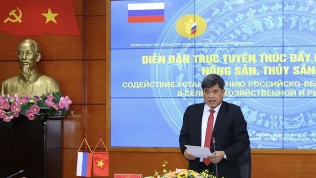 Deputy Minister of Agriculture and Rural Development  Tran Thanh Nam speaks at the forum. (Photo: VNA)