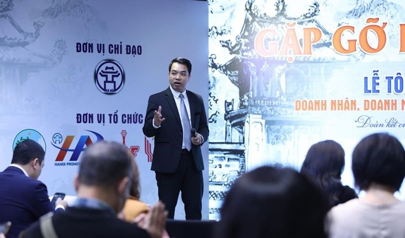 According to Hanoi SMEs, businesses that can maintain their production and salary and income regime for employees, and have a recovery plan, will be praised. (Photo: hanoimoi.com.vn)