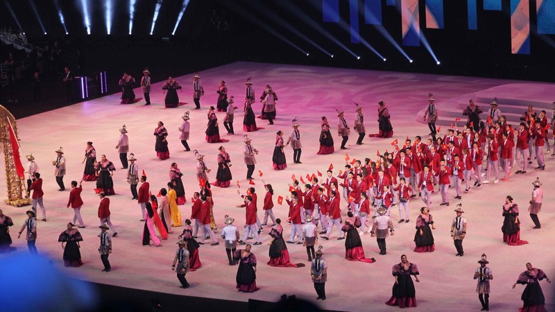 The opening ceremony of the SEA Games 30 took place at the Philippine Arena Stadium. (Photo: B.L)