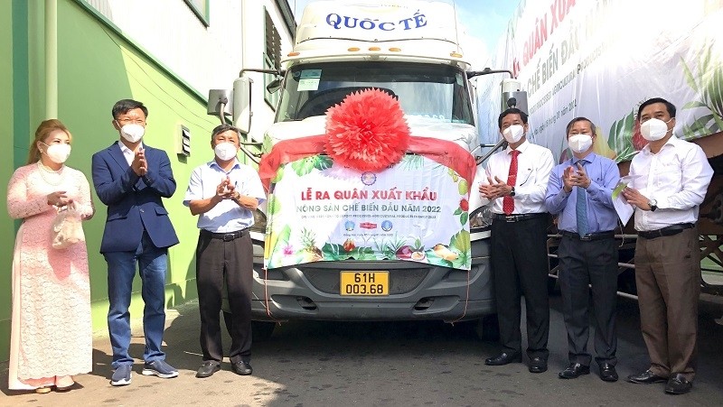 The ceremony to export Dong Nai's first batch of processed fruits (Photo: VNA)