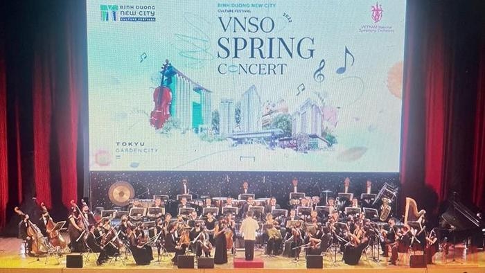 At the VNSO spring concert in Binh Duong province (Photo: NDO)