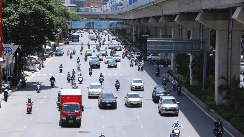 The Hanoi area today is hot and sunny, with temperatures above 38 degrees Celsius in some places.(Illustrative image.)