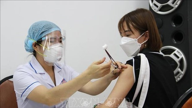 COVID-19 vaccination (Photo: VNA)