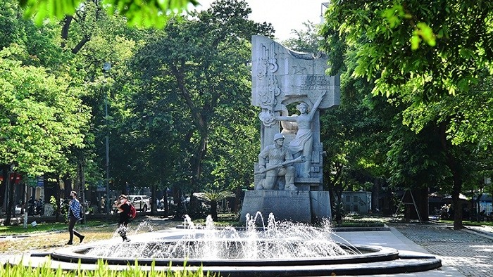 The ‘Determined to Brave Death for the Survival of the Fatherland’ monument at Hang Dau Flower Garden, an iconic public sculptural work in Hanoi.
