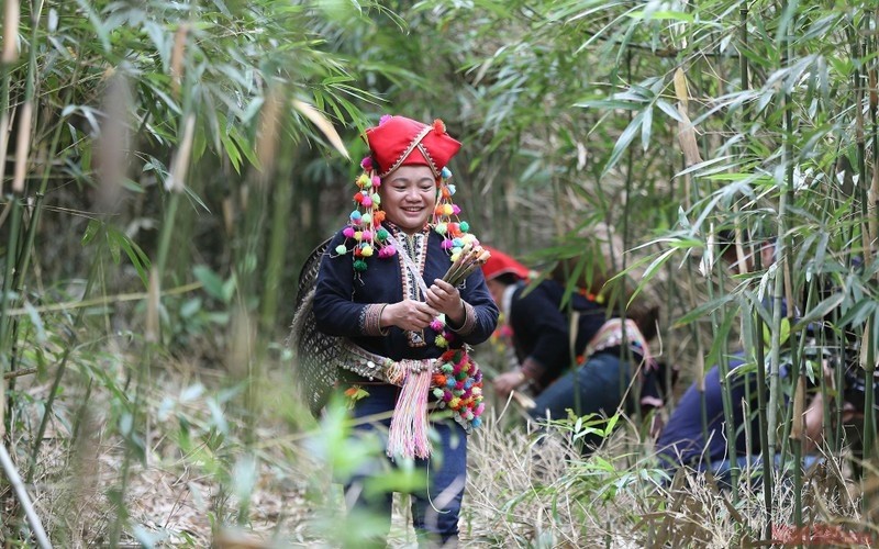 Dao ethnic people in Van Ban, Lao Cai. (Photo: HA NAM)