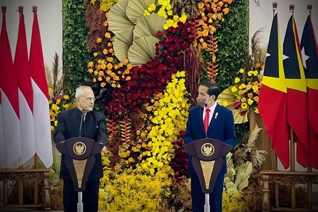 Timor Leste President Jose Ramos-Horta (left) and his Indonesian counterpart Joko Widodo. (Photo: AFP/VNA)