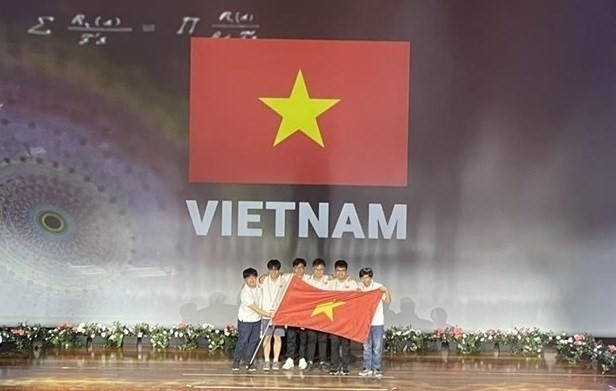 Vietnamese students participating in the 2022 International Mathematical Olympiad (Photo: VNA)