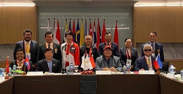 Representatives of 11 countries attend the 27th meeting of the ASEAN Para Sports Federation’s Board of Governors on July 29. (Photo: VNA)