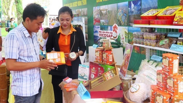 The products displayed at the programme (Photo: NDO)