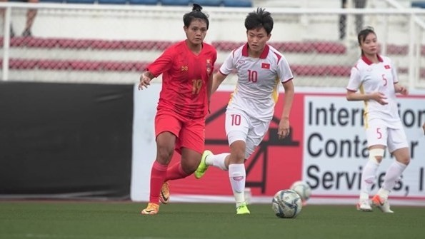 Vietnamese women's national football team drop one spot to 33rd place in the latest FIFA rankings (Photo: AFF)