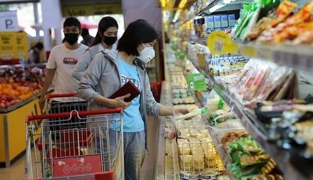 Vietnam’s real retail sales, excluding the impact of inflation, grew by 7.9% year-on-year in the first six months of 2022. (Photo: VNA)