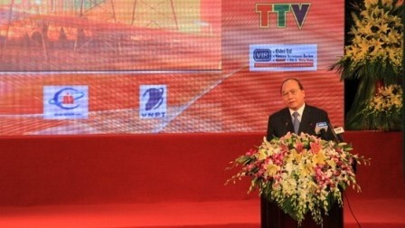 Deputy PM Nguyen Xuan Phuc at the event