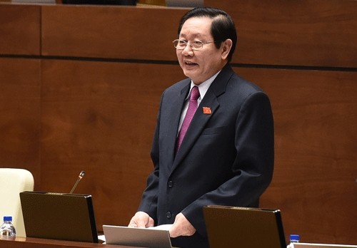 Minister of Home Affairs Le Vinh Tan takes the floor at the question-and-answer session of the 14th National Assembly’s second session in Hanoi on November 16. (Credit: NDO)