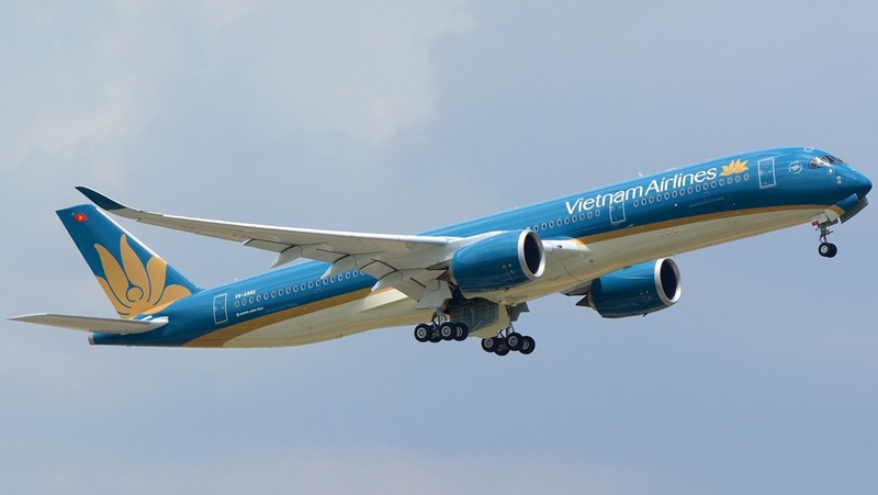 Vietnam Airlines adds nearly 900 flights during Tet holiday