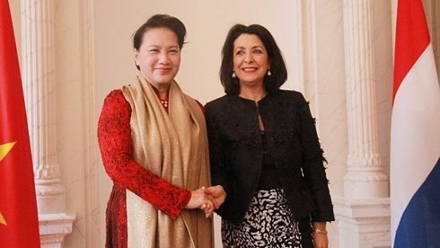 National Assembly Chairwoman Nguyen Thi Kim Ngan and Speaker of the House of Representatives of the Netherlands Khadija Arib