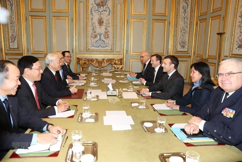 The talks between General Secretary of the Communist Party of Vietnam Central Committee Nguyen Phu Trong and French President Emmanuel Macron (Photo: VNA)
