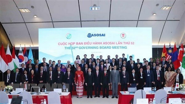 Participants at the 52nd meeting of the Governing Board of the Asian Organisation of Supreme Audit Institutions (Photo: VNA)