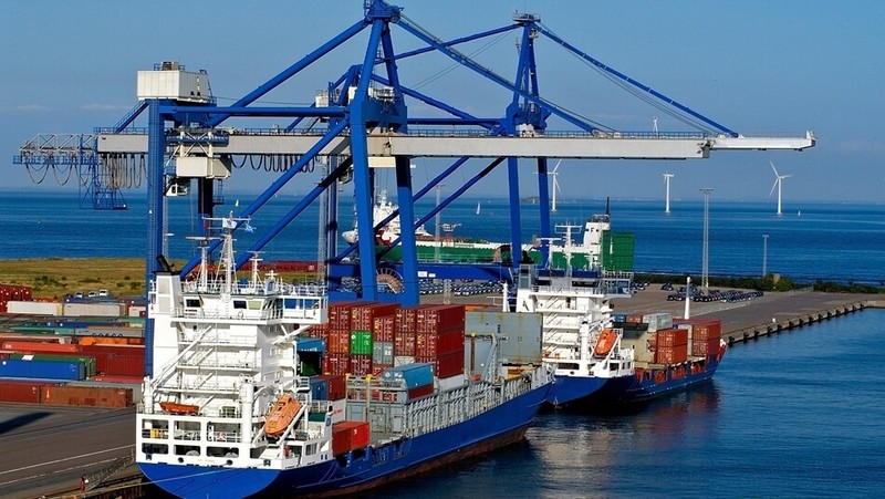 In the nine-month period, approximately 386 million tonnes of cargo have been shipped through seaports (illustrative image)