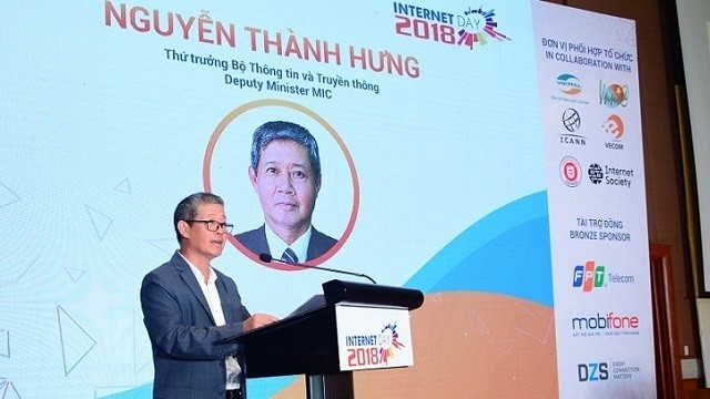 Deputy Minister of Information and Communications Nguyen Thanh Hung addresses the Vietnam’s Internet Day 2018, Hanoi, December 5. (Photo: mic.gov.vn)