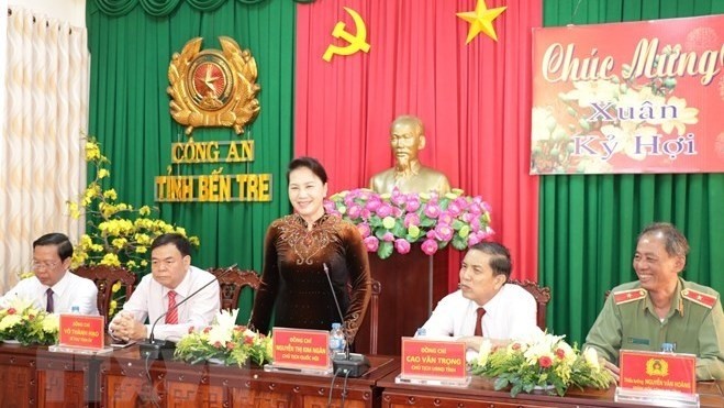 NA Chairwoman Nguyen Thi Kim Ngan addresses at a working session with the public security force of Ben Tre province. (Photo: VNA)