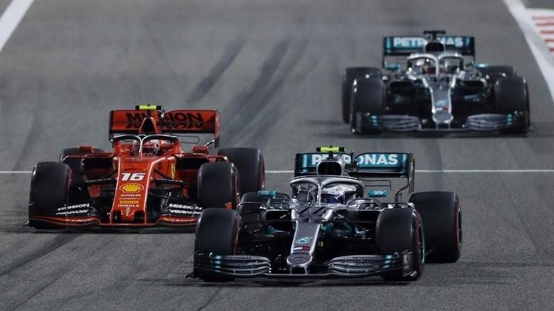 Mercedes' Valtteri Bottas, Ferrari's Charles Leclerc and Mercedes' Lewis Hamilton during the race - Bahrain Grand Prix - Bahrain International Circuit, Sakhir, Bahrain - March 31, 2019. (Photo: Reuters)