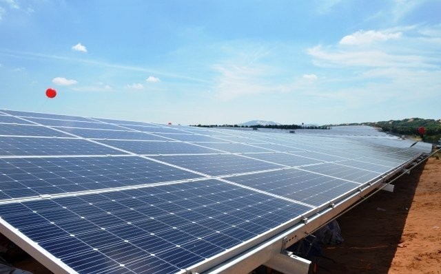The plant has a total capacity of 40MWp and is installed with more than 100,000 solar panels.