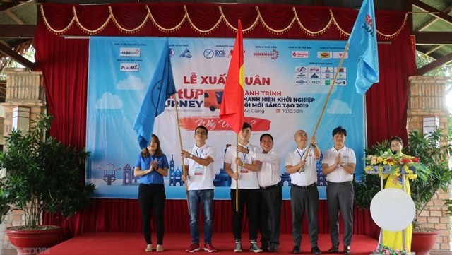 The StarUp Journey 2019 launched in Tinh Bien, An Giang on October 10. (Photo: VNA)
