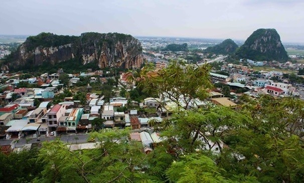 A view of the Ngu Hanh Son (Marble Mountains) landscape site in Da Nang. (Photo: VNA)