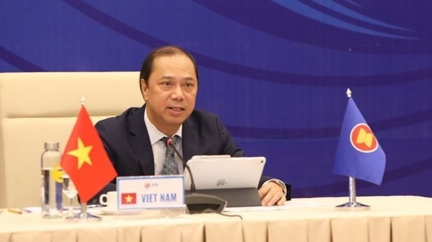 Deputy Foreign Minister Nguyen Quoc Dung at the virtual meeting (Photo: VNA)
