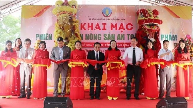 At the opening ceremony for the food safety week in Nha Trang. (Photo: VNA)
