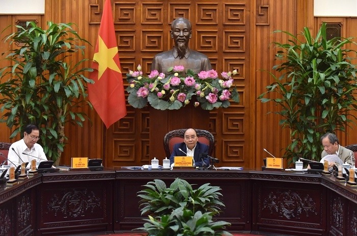 Prime Minister Nguyen Xuan Phuc chairs the meeting. (Photo: NDO/Tran Hai)