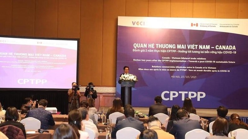 VCCI Chairman Vu Tien Loc speaking at the conference. (Photo: VNA)