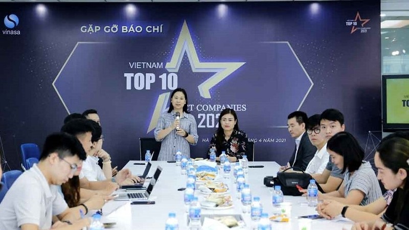 The Vietnam Software and IT Services Association (VINASA) launched Vietnam’s top 10 ICT businesses 2021 programme on April 7.