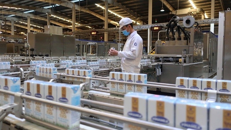 A modern Vinamilk production line, with an annual capacity of 800 million litres
